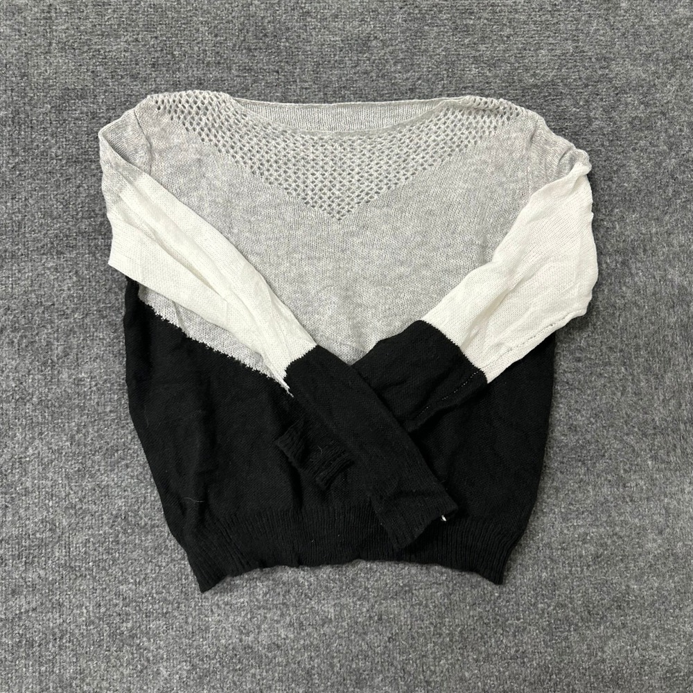 Emery Rose Sweater Womens Size L Grey Black Colorblock Crochet Neck Long Sleeve